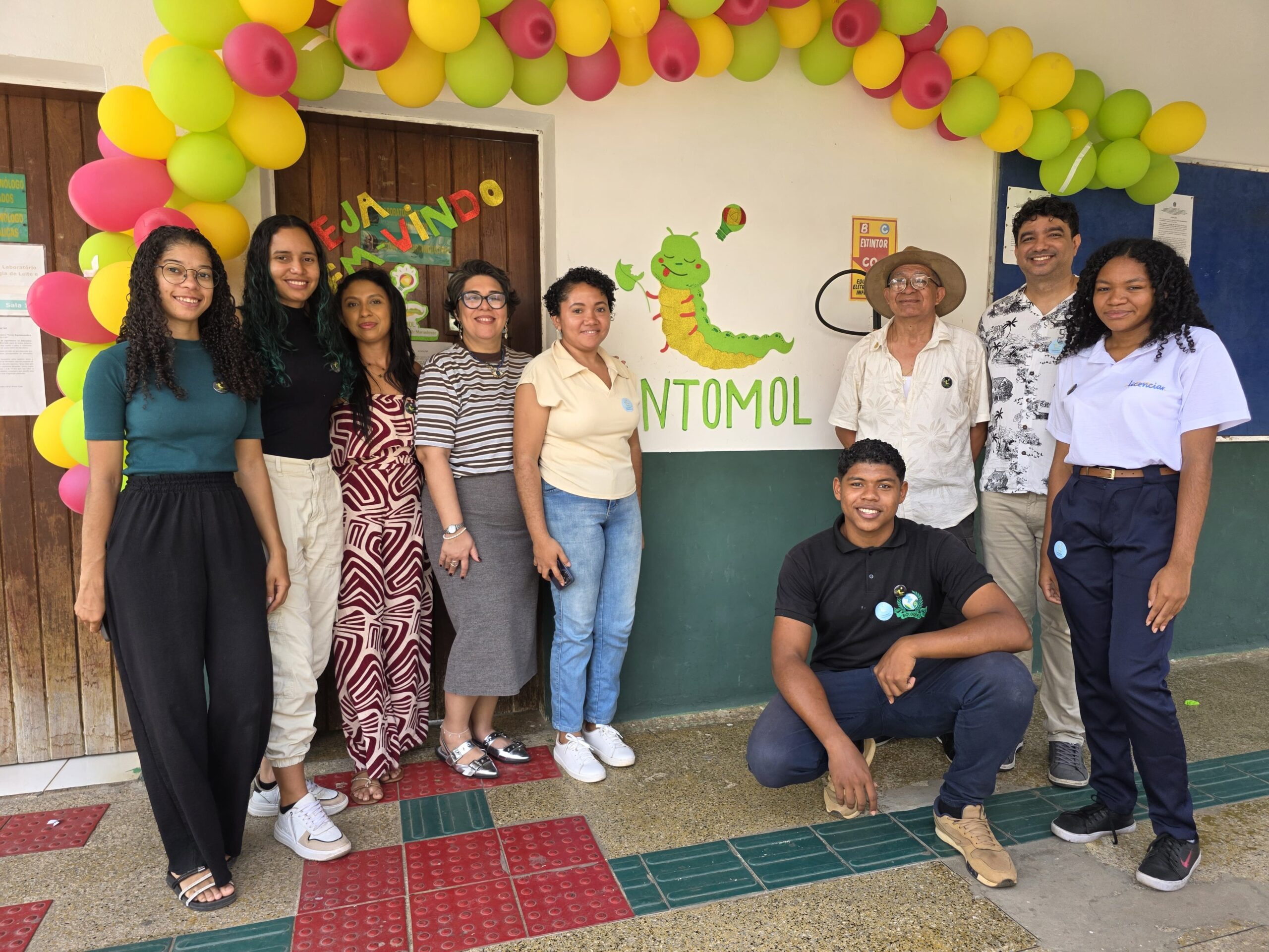Pesquisa, formação e divulgação científica do ENTOMOL